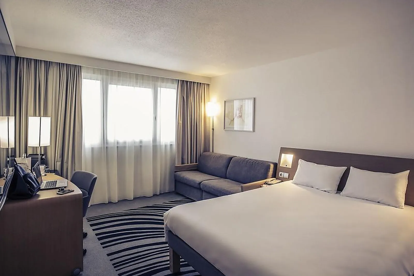 Lieux événementiels, NOVOTEL BOURGES