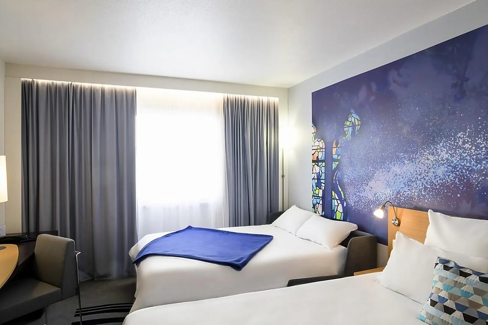 Lieux événementiels, NOVOTEL CHARTRES