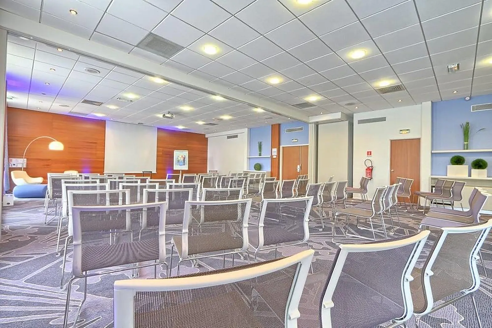 Lieux événementiels, NOVOTEL CHARTRES