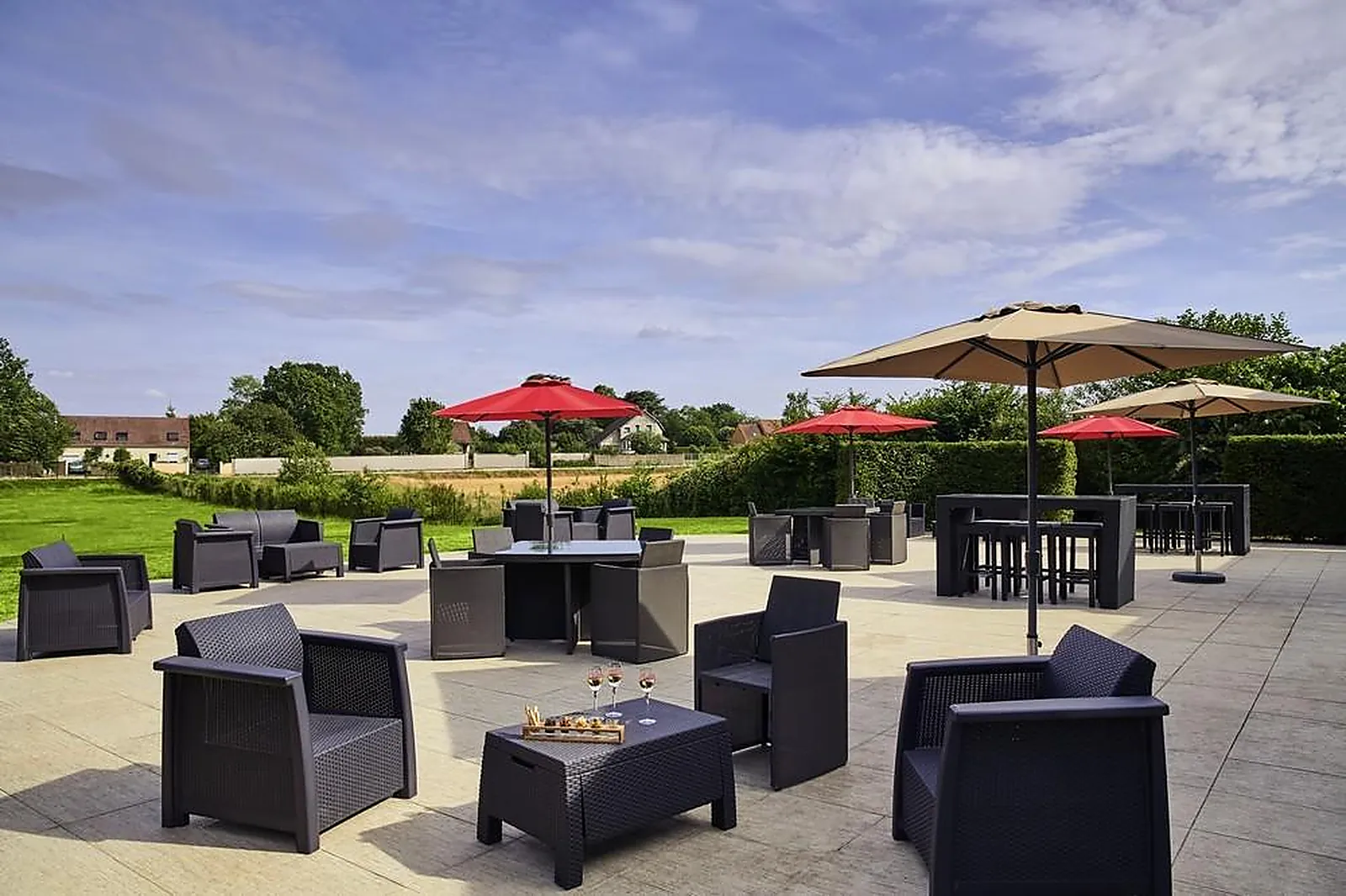 Lieux événementiels, NOVOTEL FONTAINEBLEAU URY