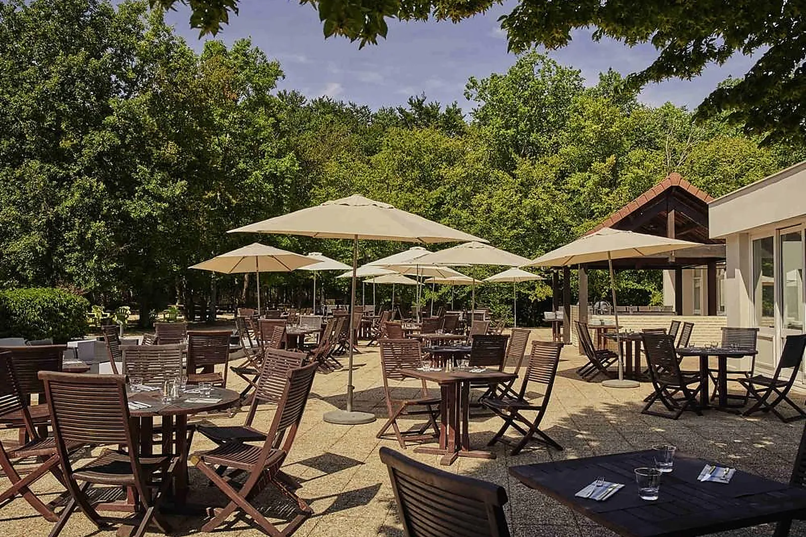 Lieux événementiels, NOVOTEL FONTAINEBLEAU URY