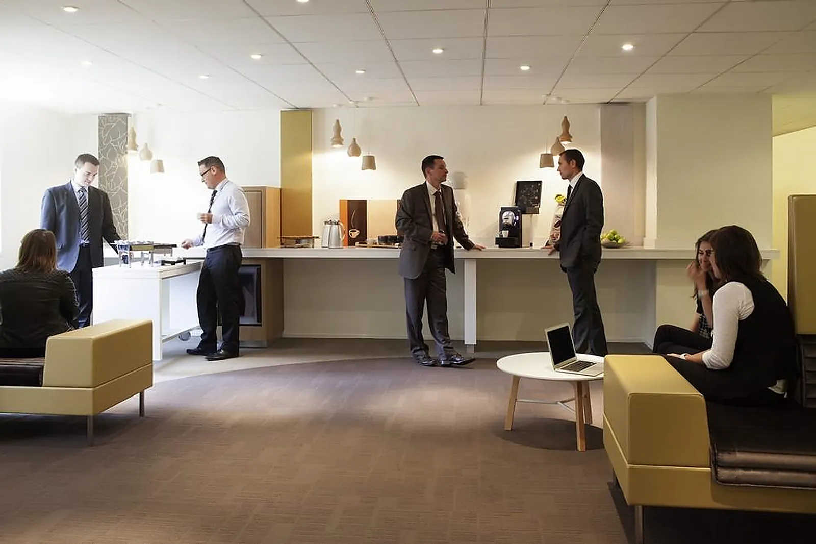 Lieux événementiels, NOVOTEL FONTAINEBLEAU URY