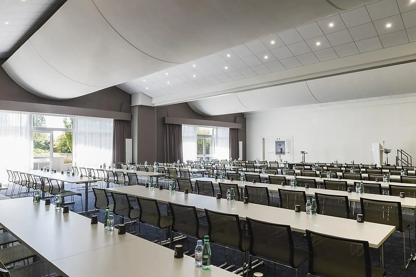 Lieux événementiels, NOVOTEL LYON BRON EUREXPO