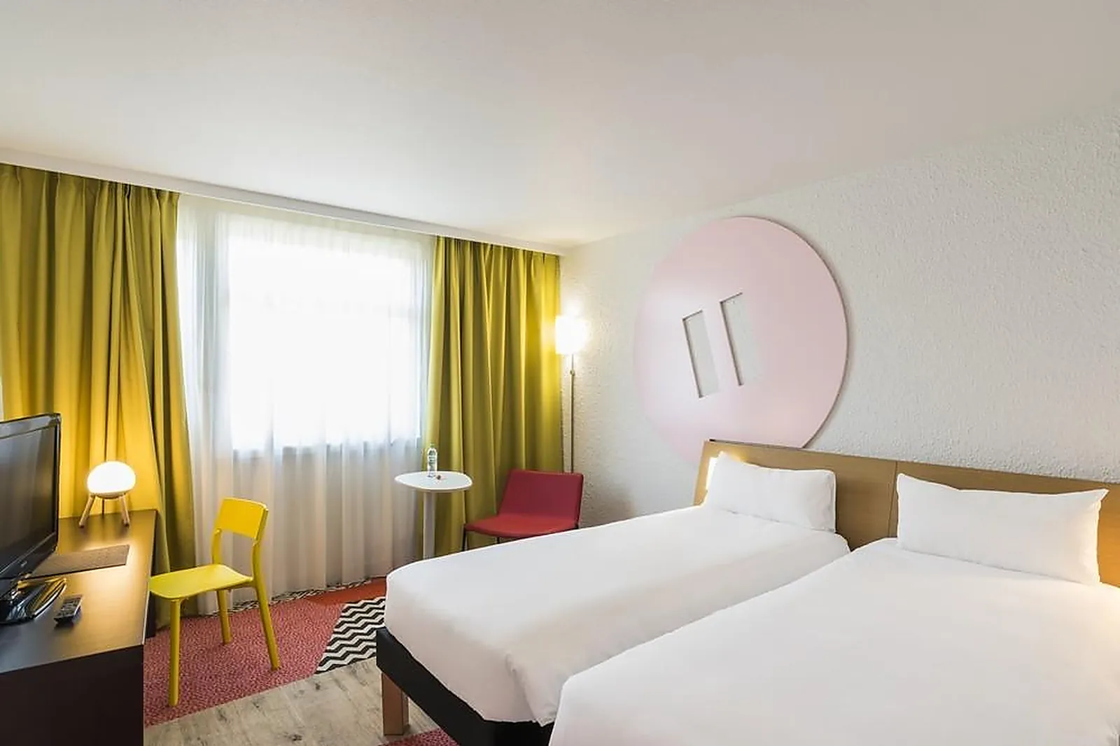 Lieux événementiels, NOVOTEL LYON BRON EUREXPO