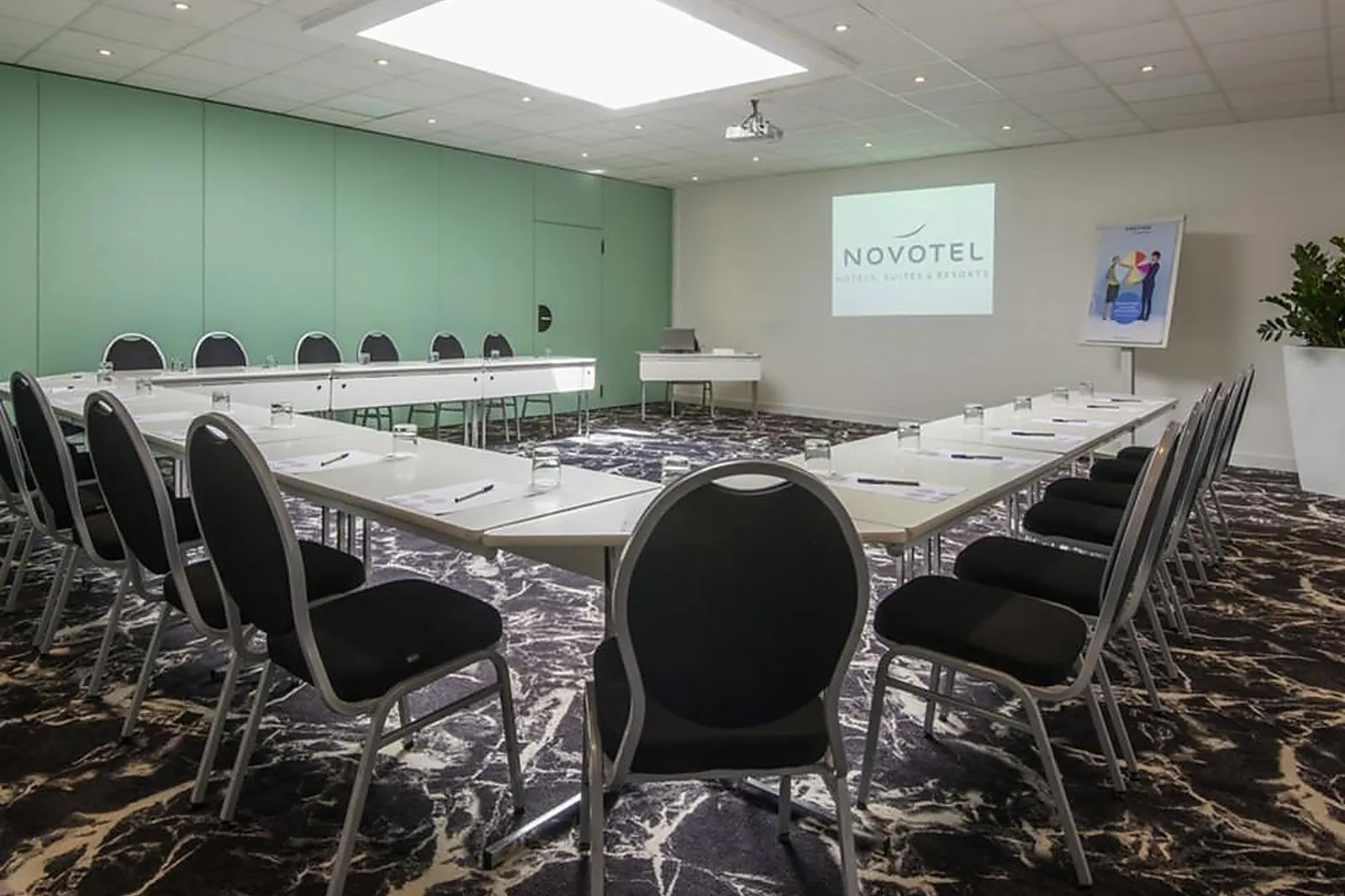 Lieux événementiels, NOVOTEL MARSEILLE CENTRE PRADO VÉLODROME