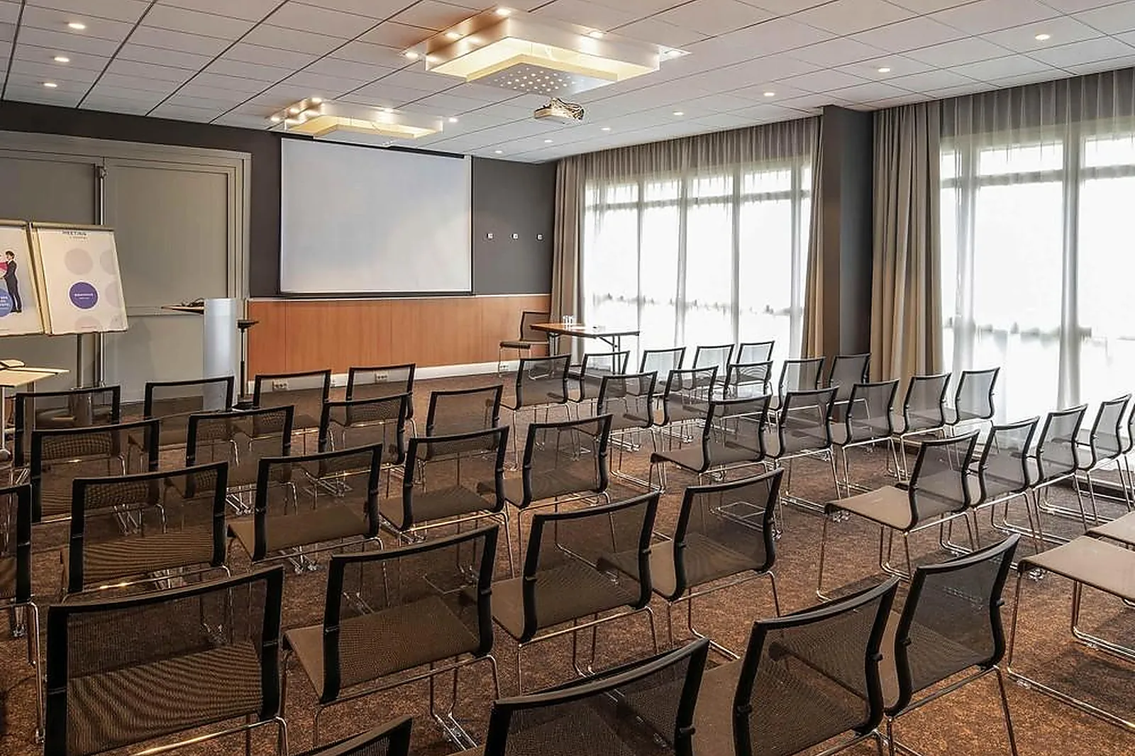 Lieux événementiels, NOVOTEL METZ AMNÉVILLE