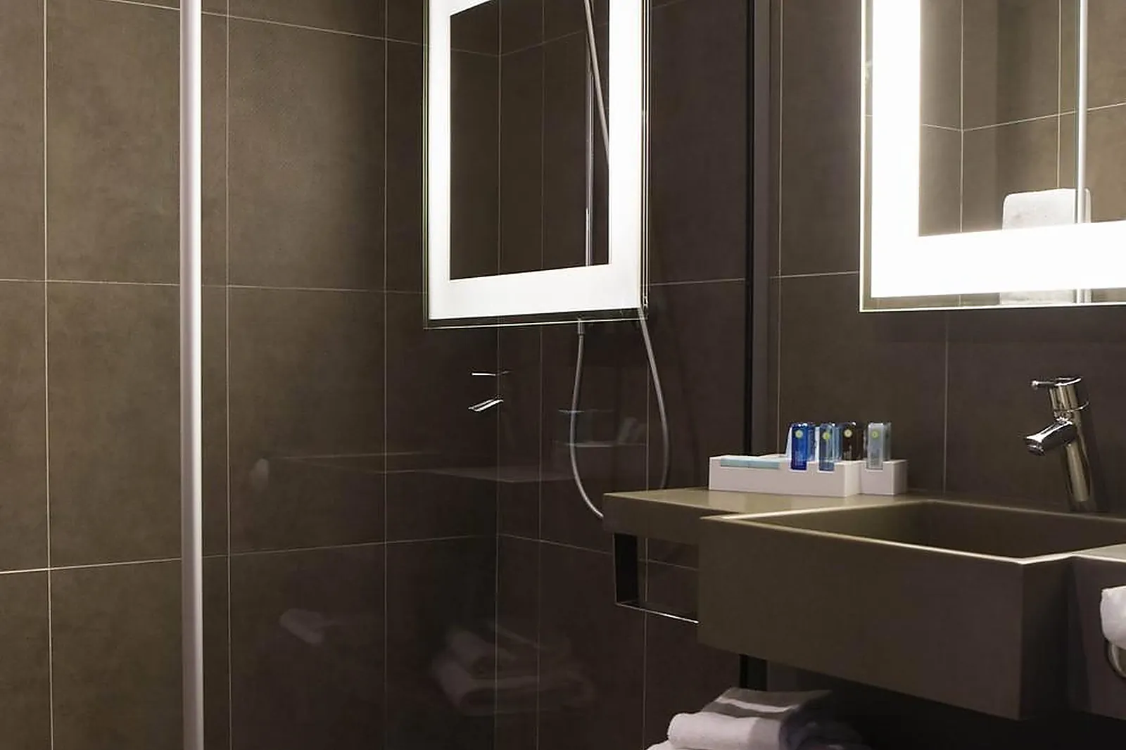 Lieux événementiels, NOVOTEL NARBONNE SUD