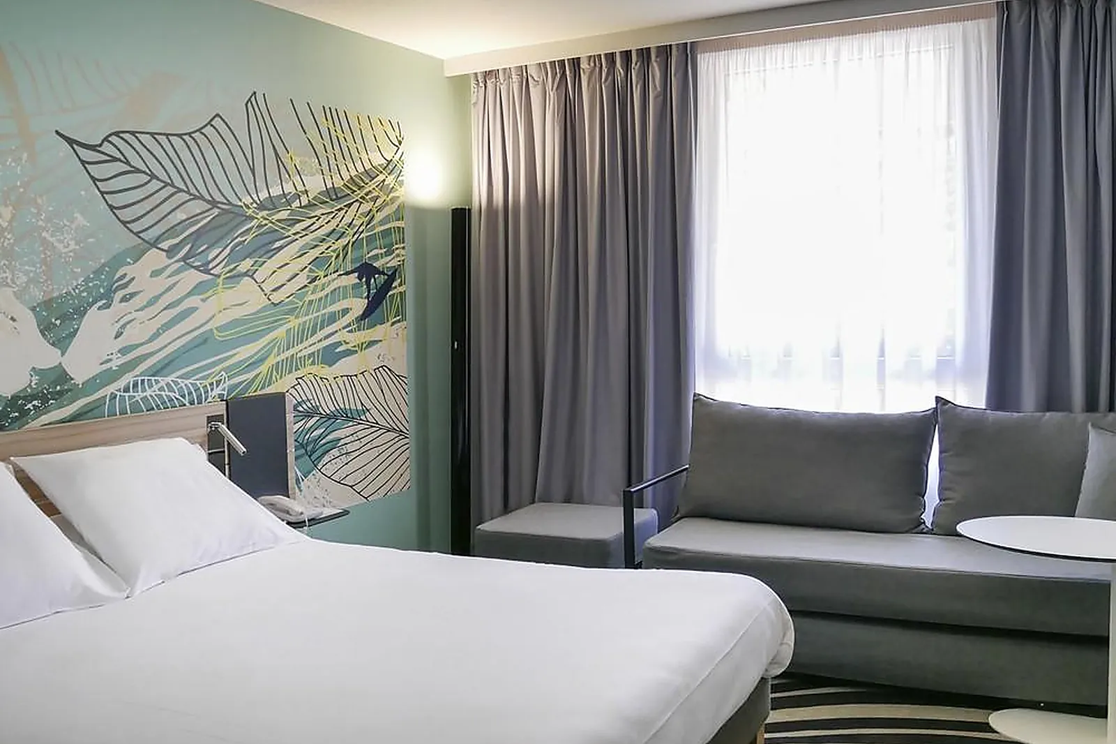 Lieux événementiels, NOVOTEL NARBONNE SUD