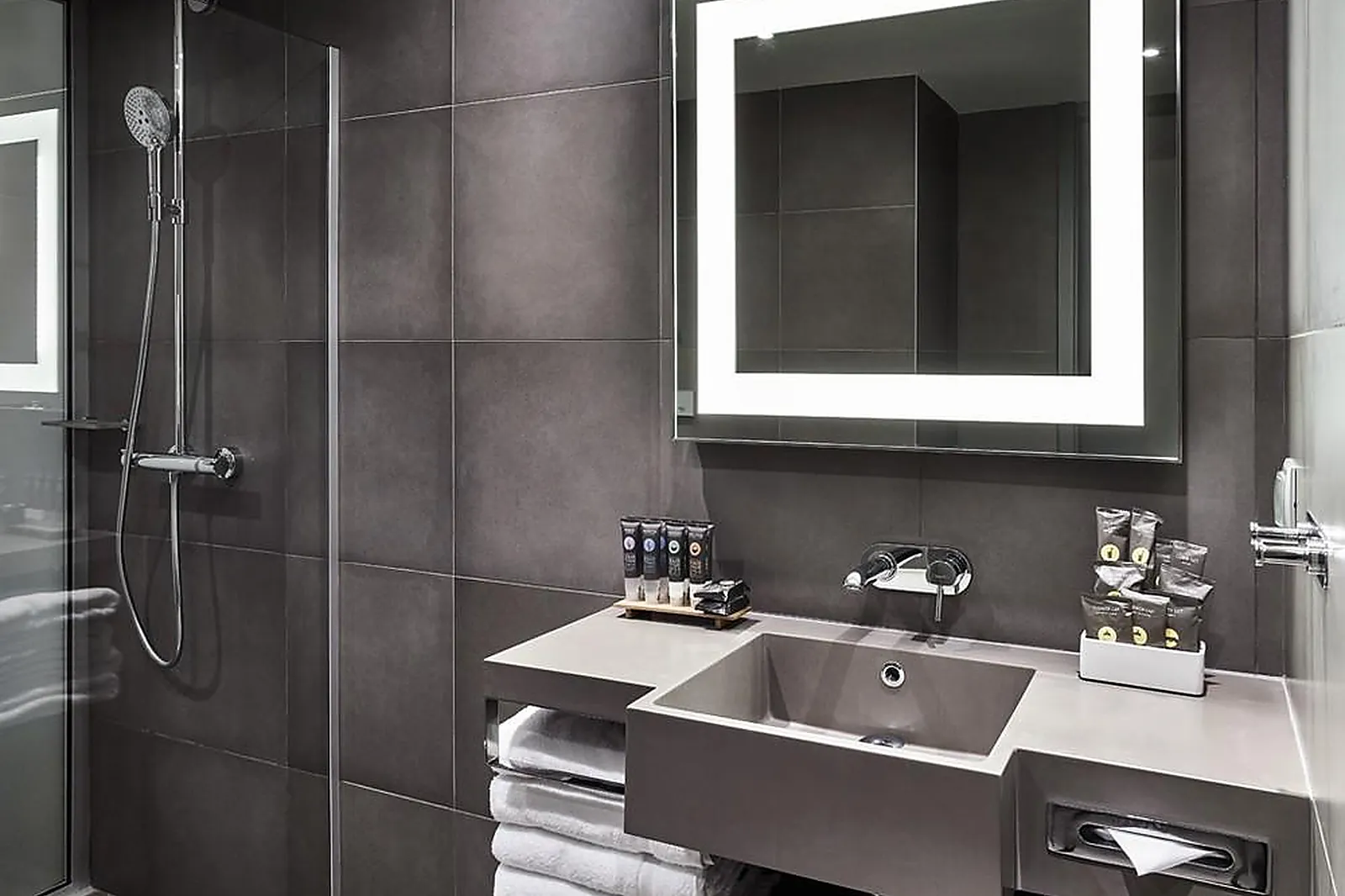 Lieux événementiels, NOVOTEL PARIS 17