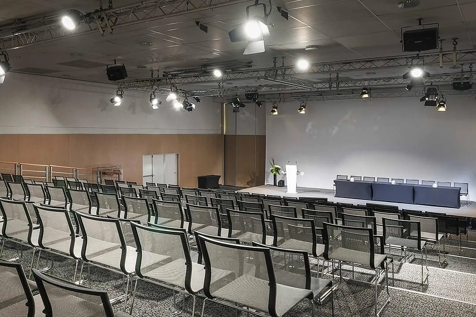 Lieux événementiels, NOVOTEL PARIS EST