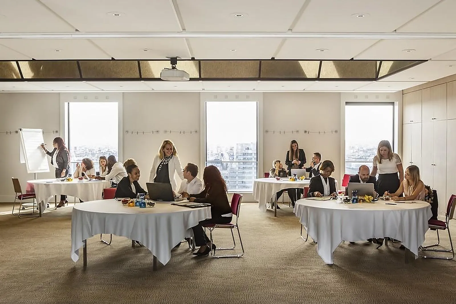 Lieux événementiels, NOVOTEL PARIS LA DEFENSE