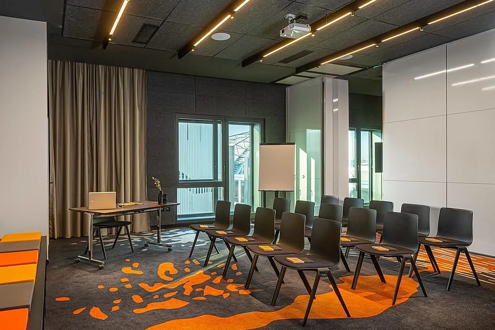 Lieux événementiels, NOVOTEL PARIS PORTE DE VERSAILLES