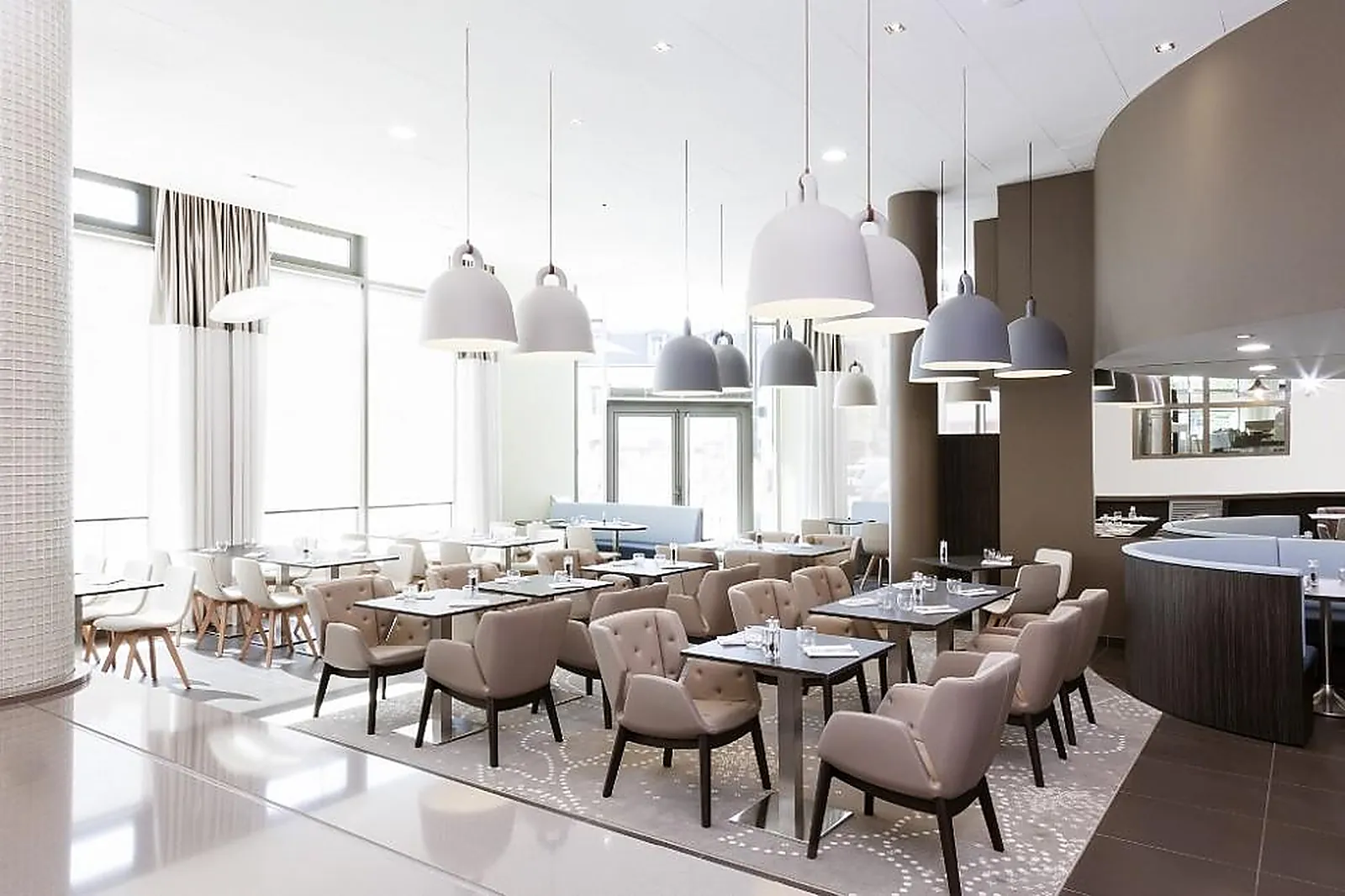 Lieux événementiels, NOVOTEL PARIS SAINT DENIS STADE BASILIQUE