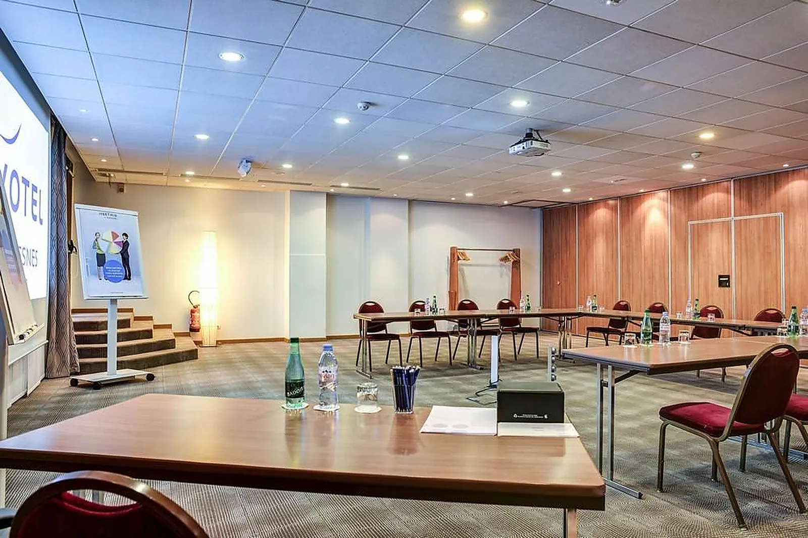 Lieux événementiels, NOVOTEL PARIS SURESNES LONGCHAMP