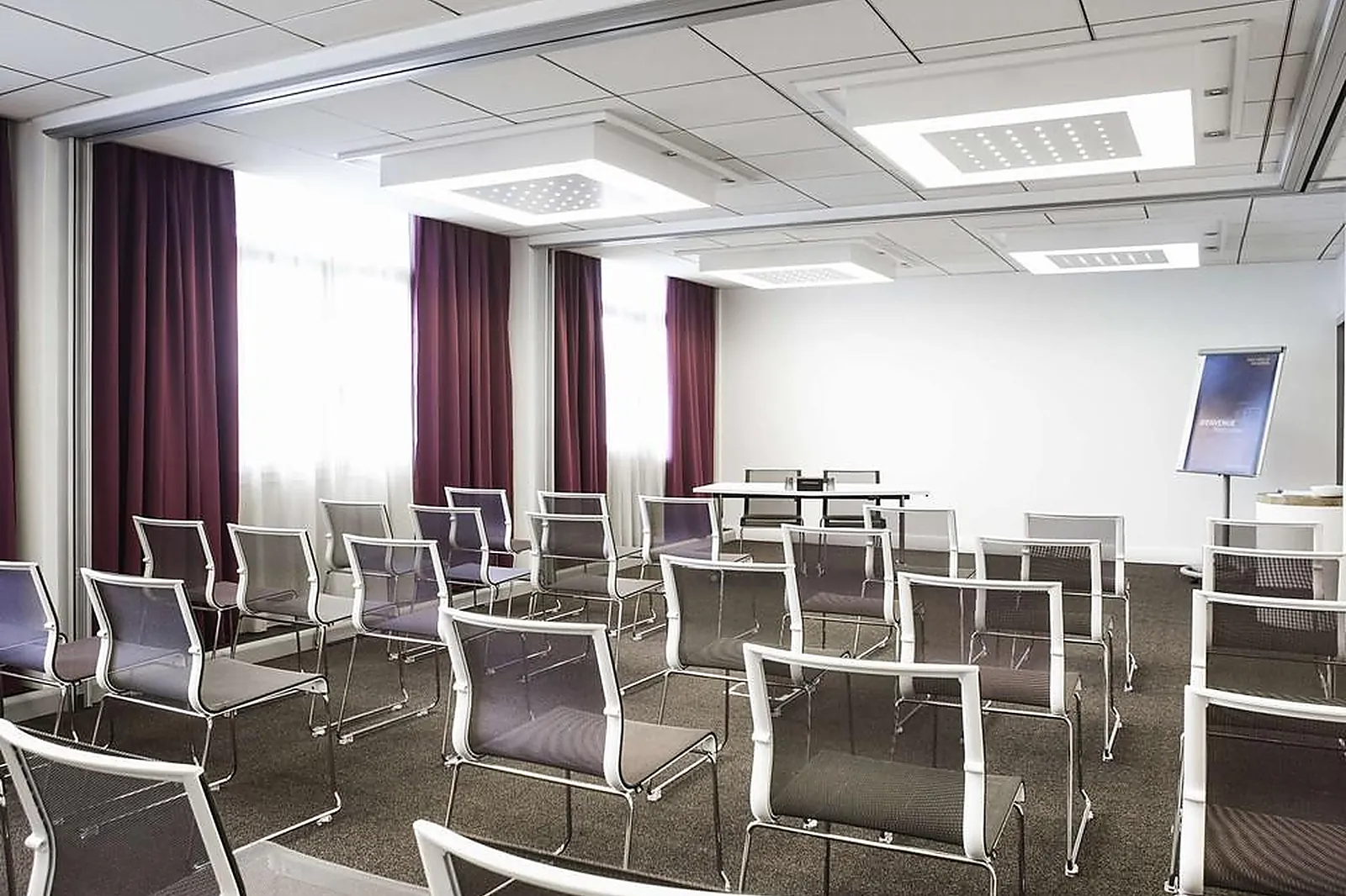 Lieux événementiels, NOVOTEL PAU LESCAR