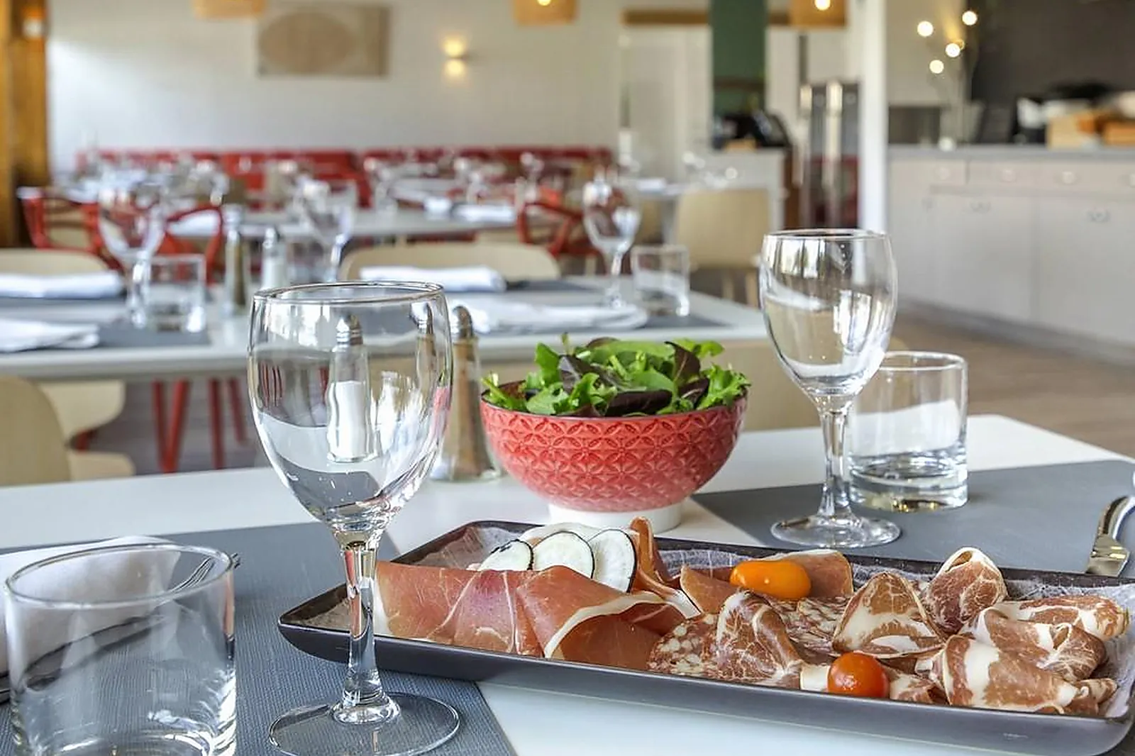 Lieux événementiels, NOVOTEL PERPIGNAN RIVESALTES