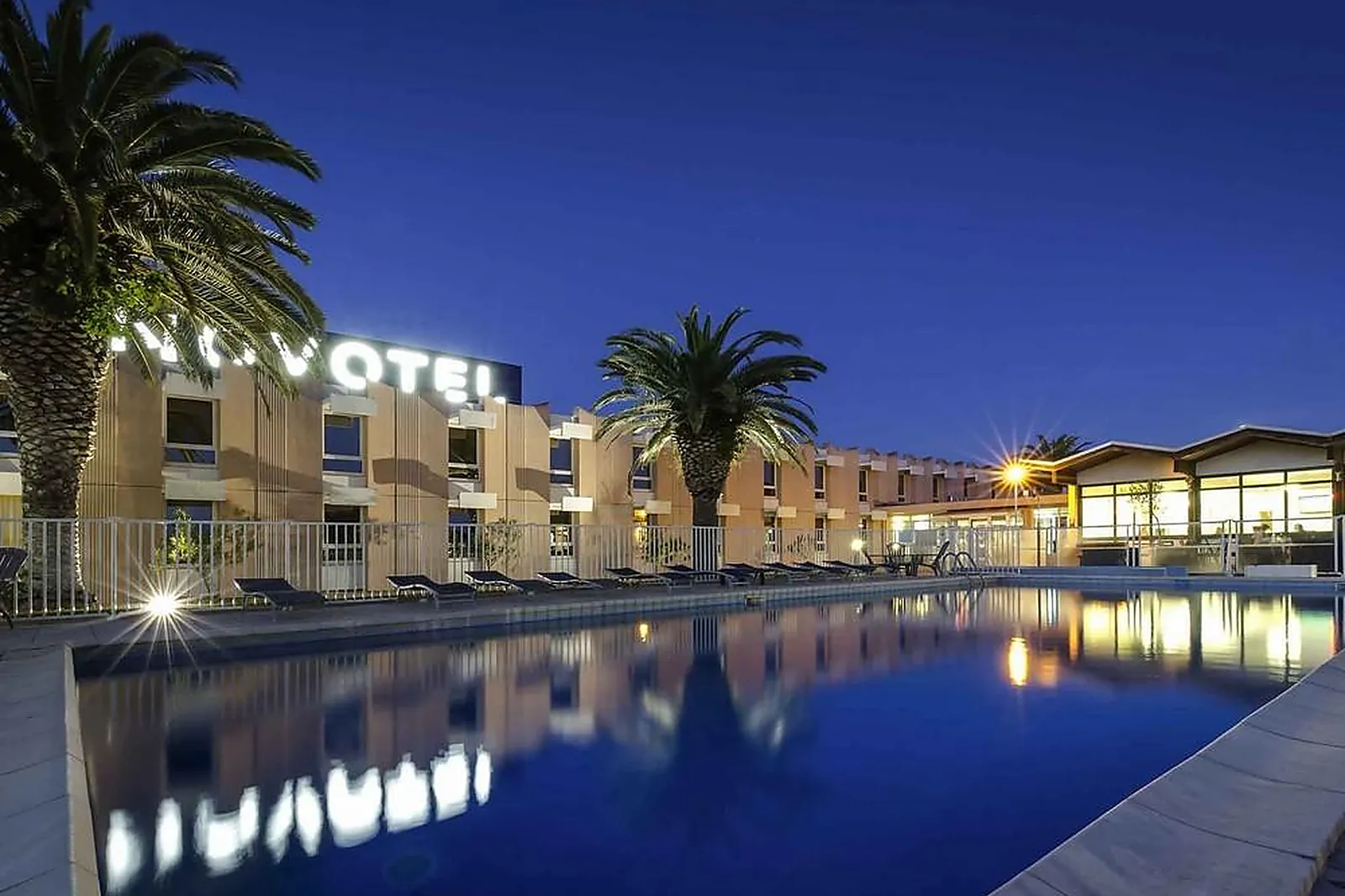 Lieux événementiels, NOVOTEL PERPIGNAN RIVESALTES