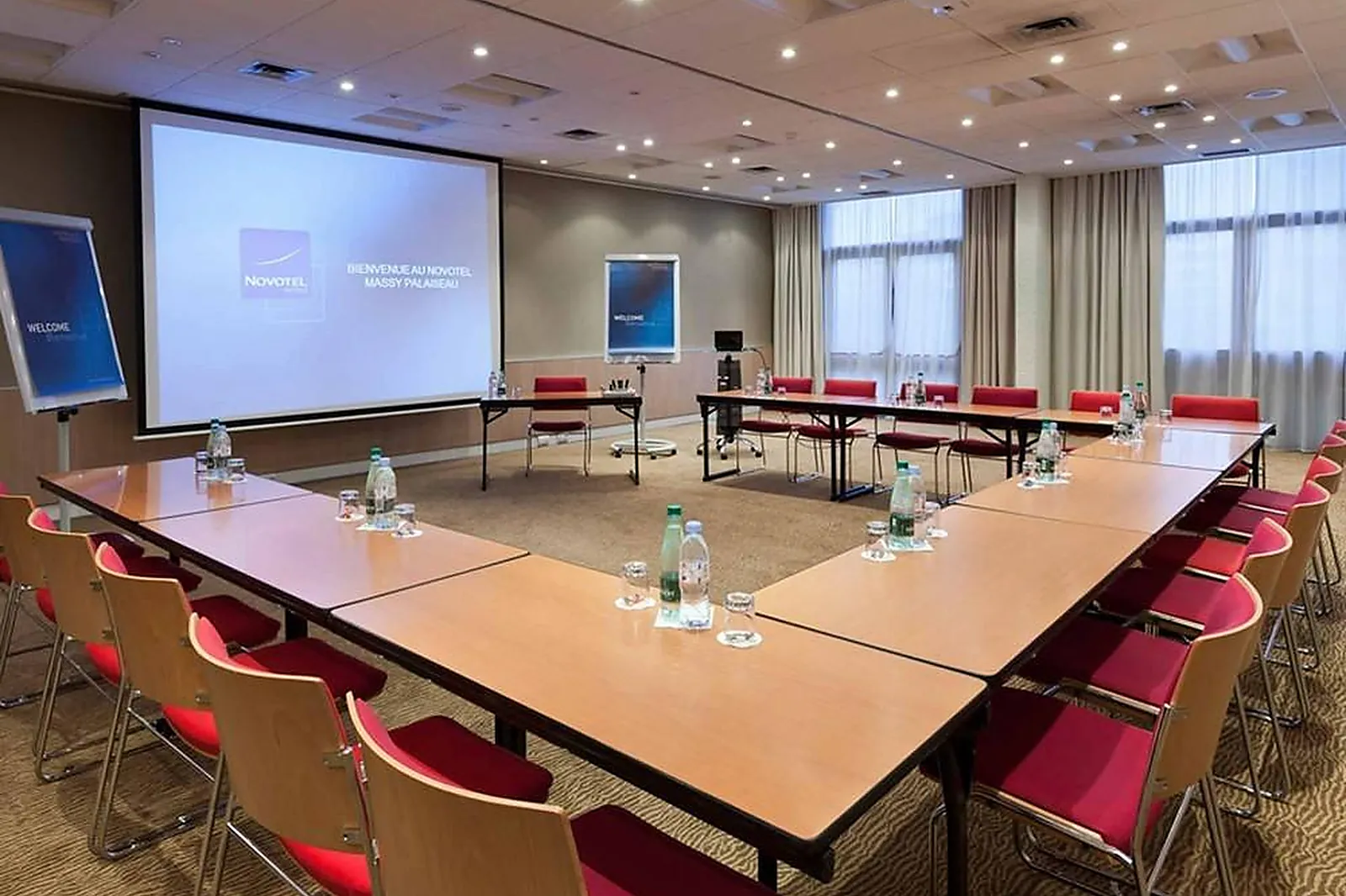 Lieux événementiels, NOVOTEL POITIERS SITE DU FUTUROSCOPE