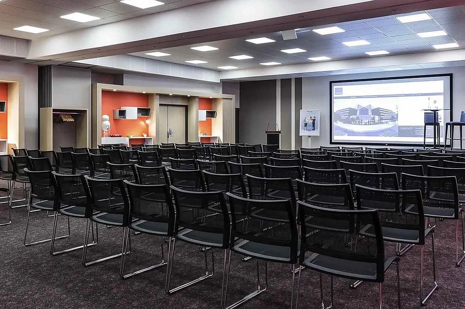 Lieux événementiels, NOVOTEL POITIERS SITE DU FUTUROSCOPE