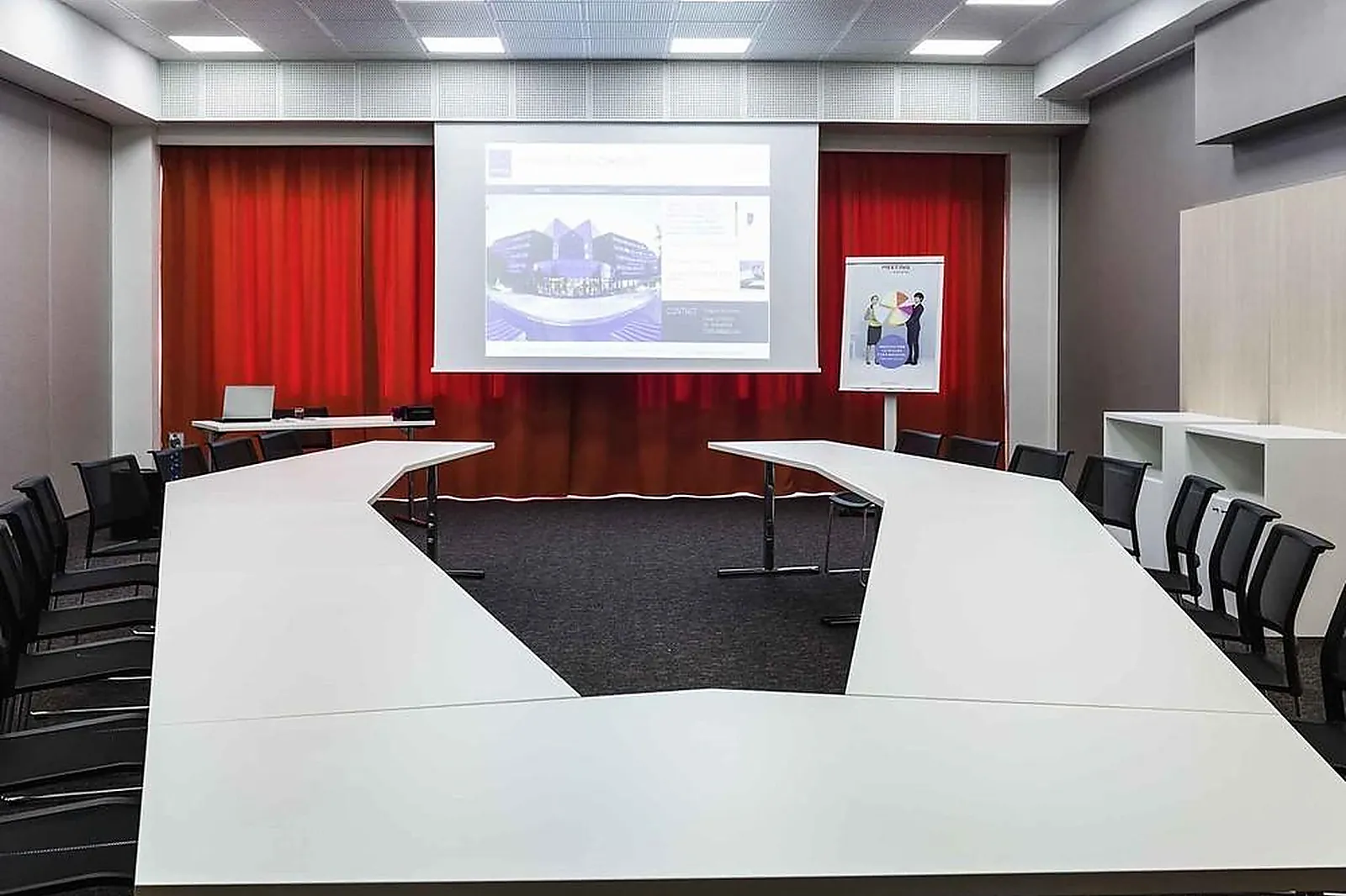 Lieux événementiels, NOVOTEL POITIERS SITE DU FUTUROSCOPE