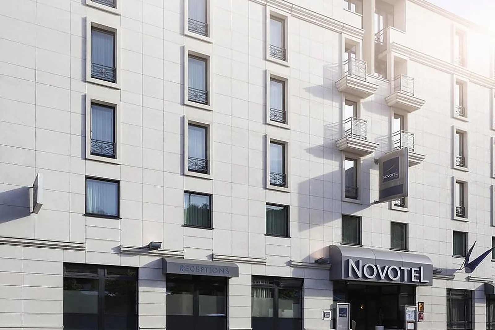 Lieux événementiels, NOVOTEL PONT DE SEVRES