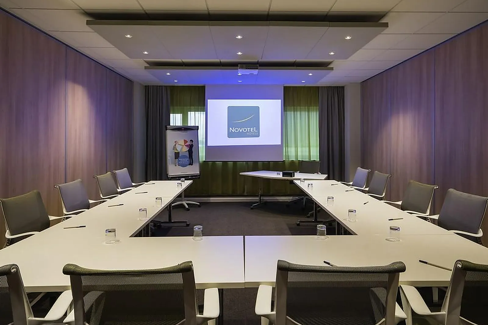 Lieux événementiels, NOVOTEL ROISSY SAINT WITZ