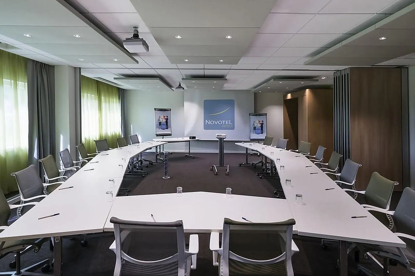 Lieux événementiels, NOVOTEL ROISSY SAINT WITZ