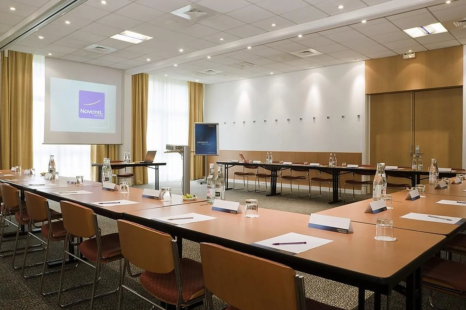 Lieux événementiels, NOVOTEL ROUEN SUD