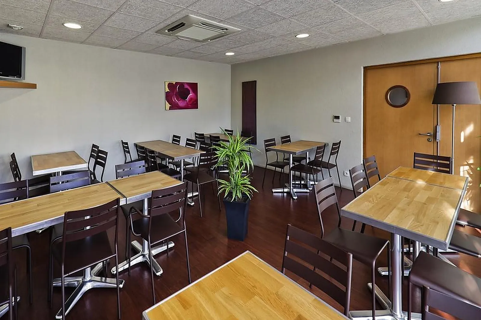 Lieux événementiels, NOVOTEL SUITES CLERMONT-FERRAND POLYDOME