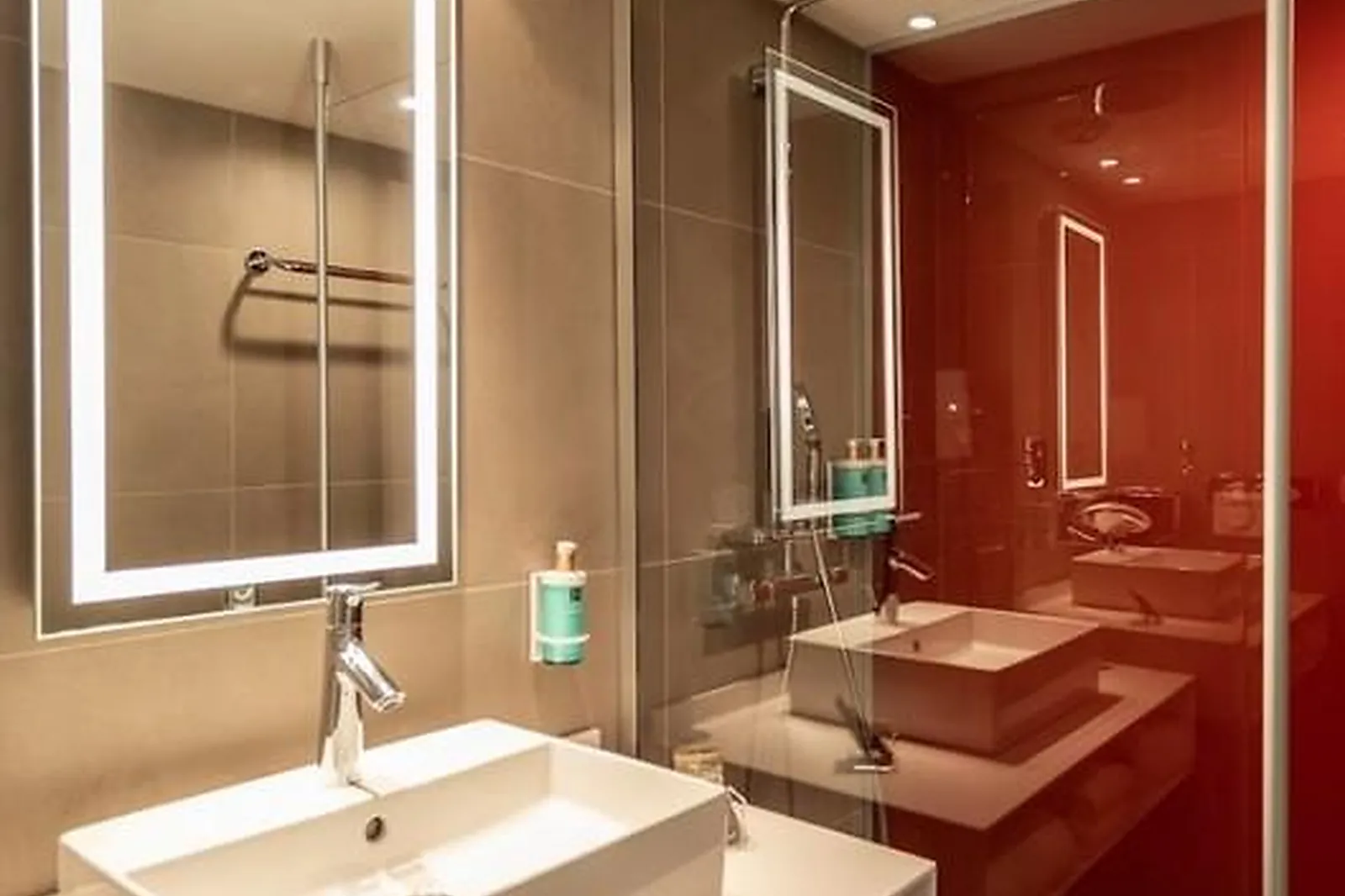 Lieux événementiels, NOVOTEL VALENCE SUD