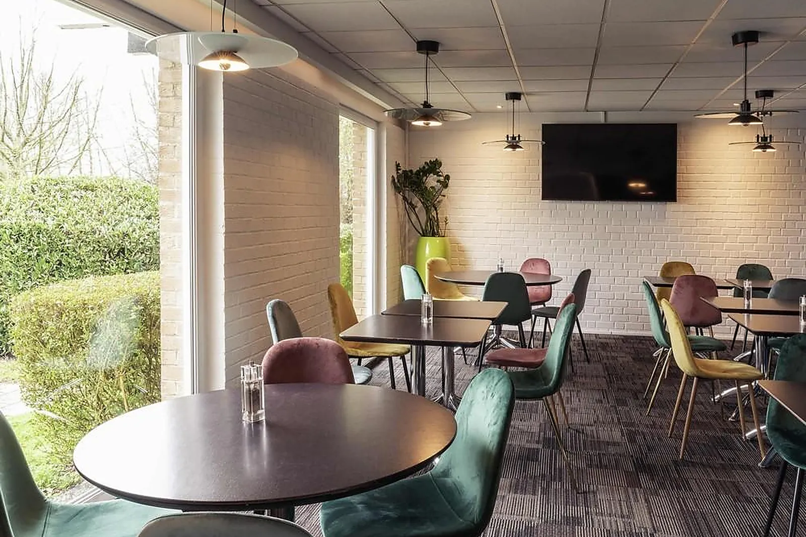 Lieux événementiels, NOVOTEL VALENCIENNES