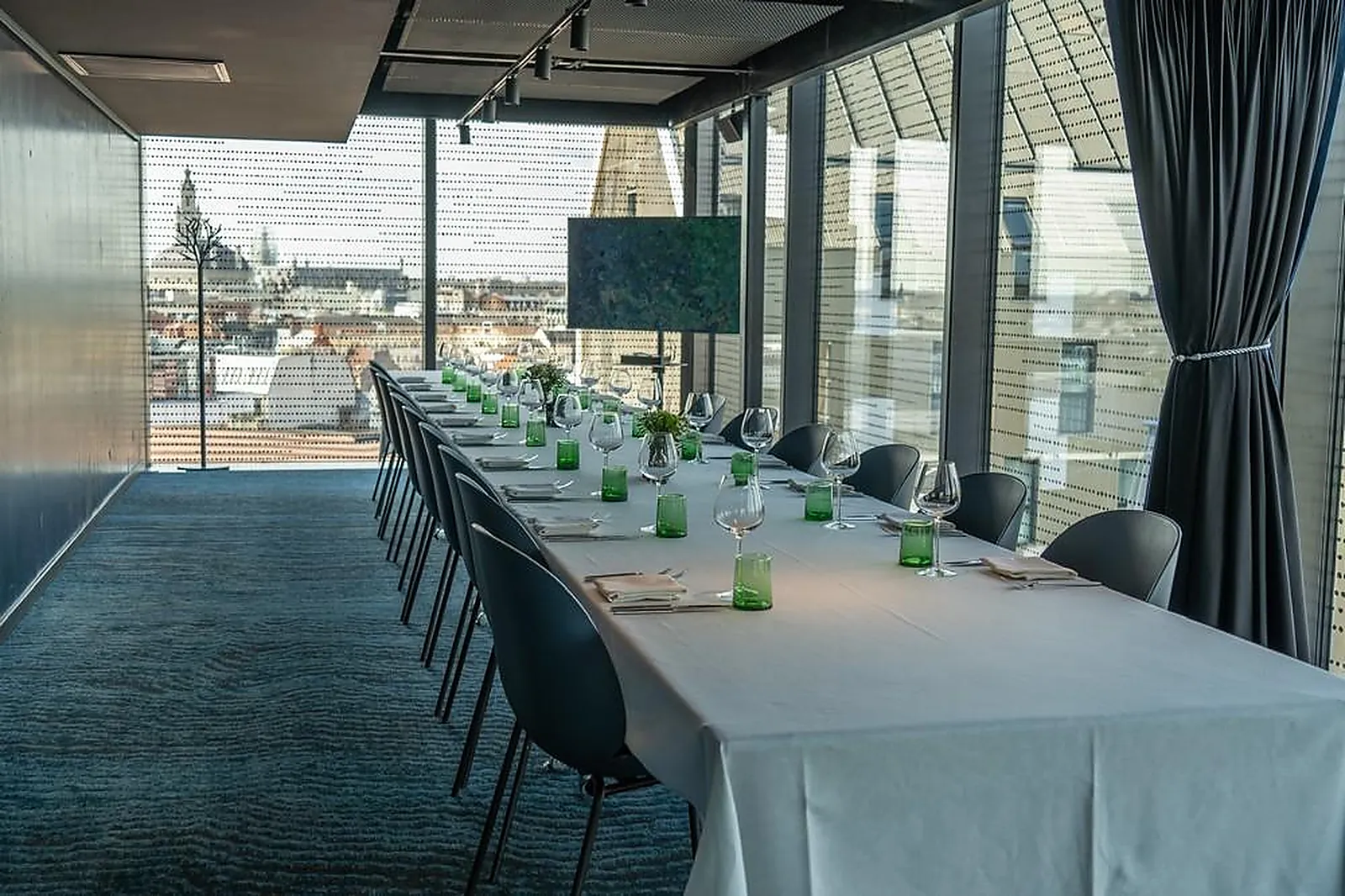 Lieux événementiels, NŪ