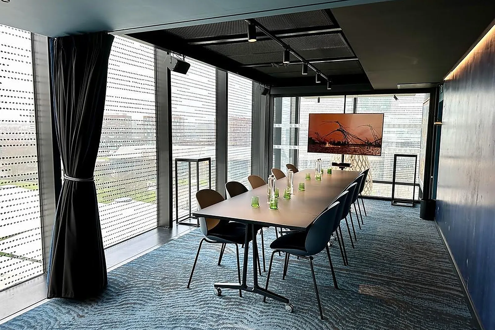 Lieux événementiels, NŪ