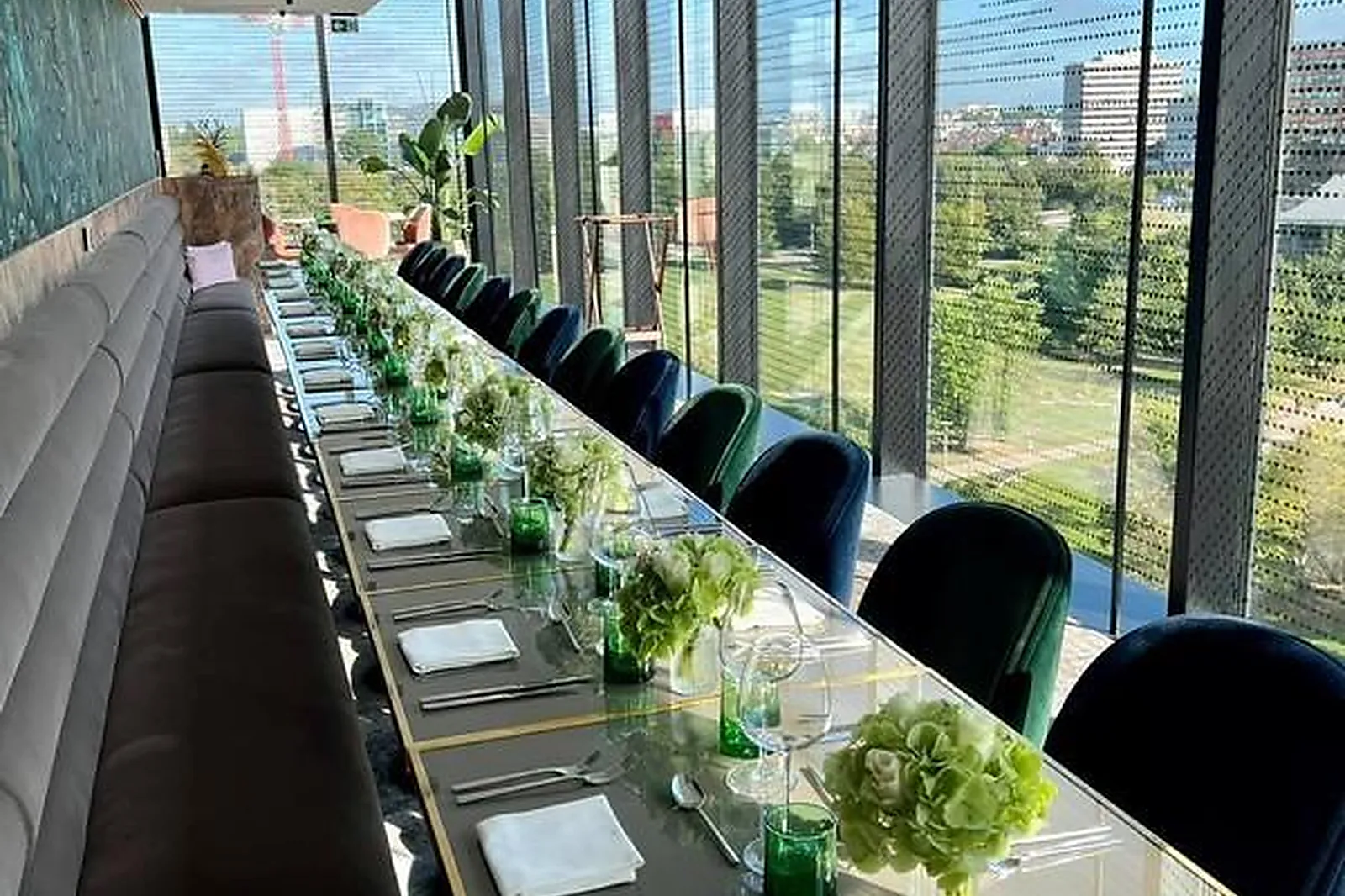 Lieux événementiels, NŪ