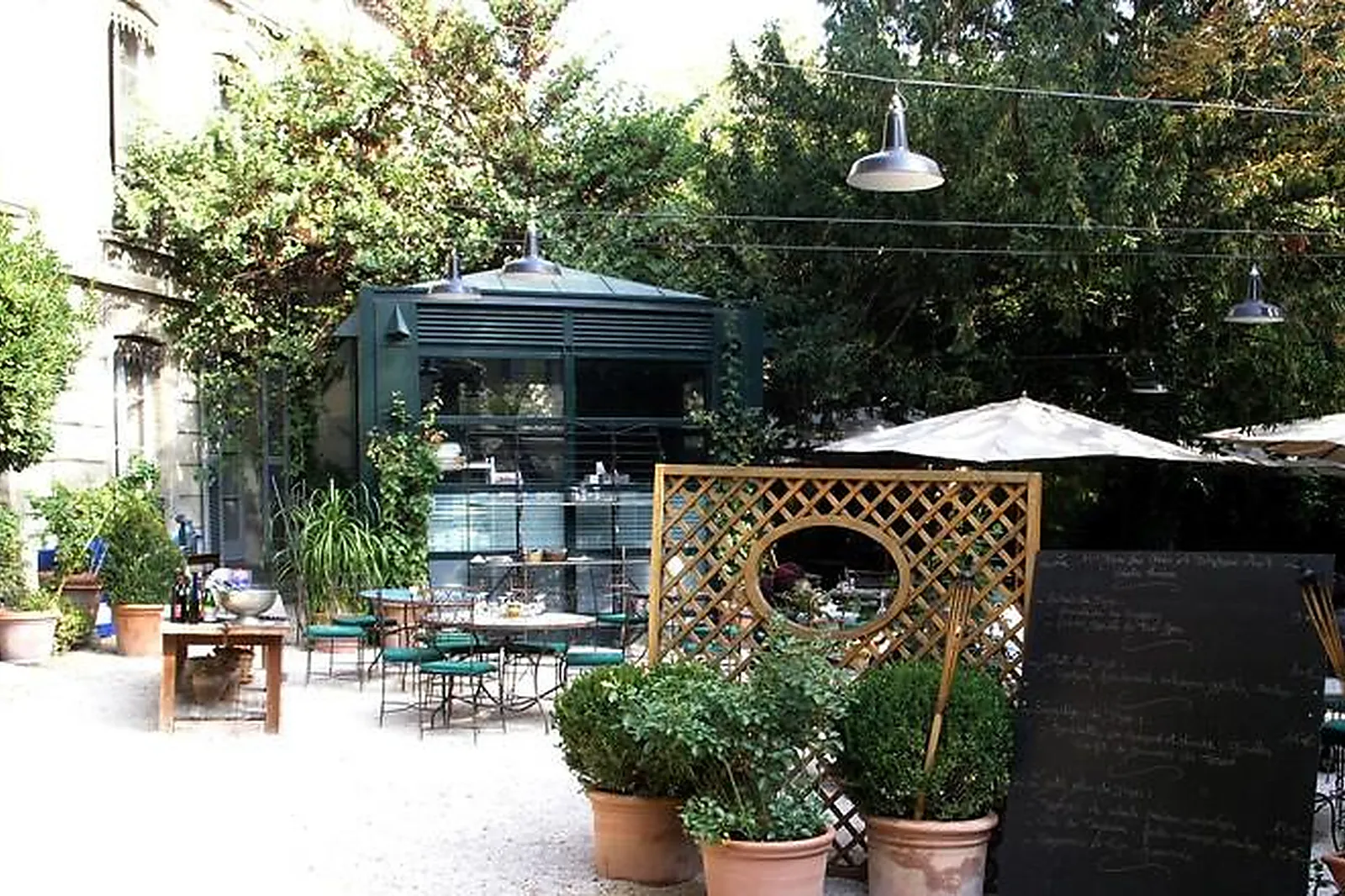 Lieux événementiels, NUMÉRO 75