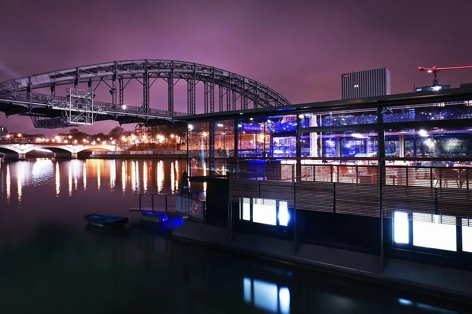 Lieux événementiels, OFF PARIS SEINE