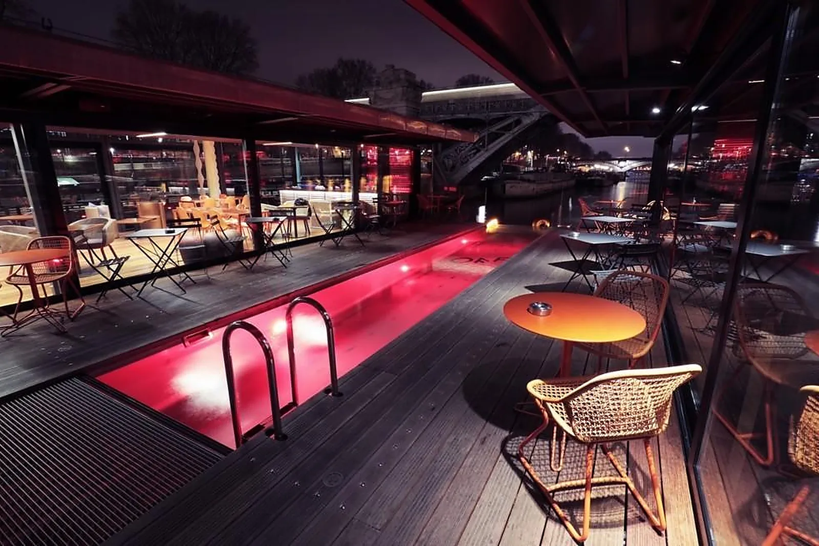 Lieux événementiels, OFF PARIS SEINE