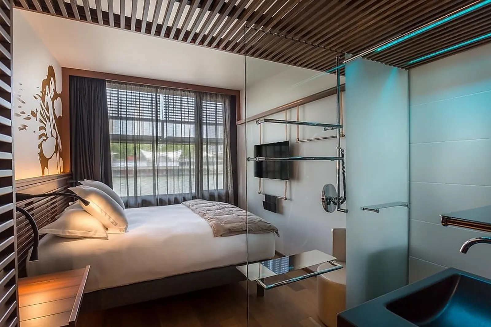 Lieux événementiels, OFF PARIS SEINE