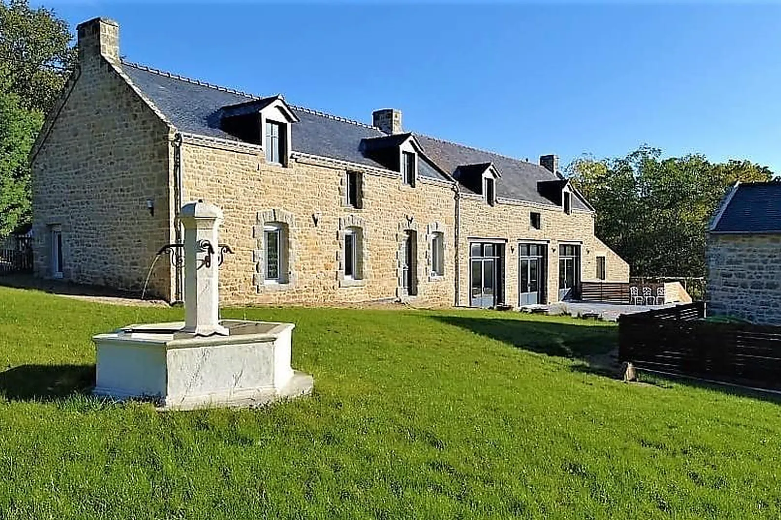 Lieux événementiels, Ô FLEURS DE SEL