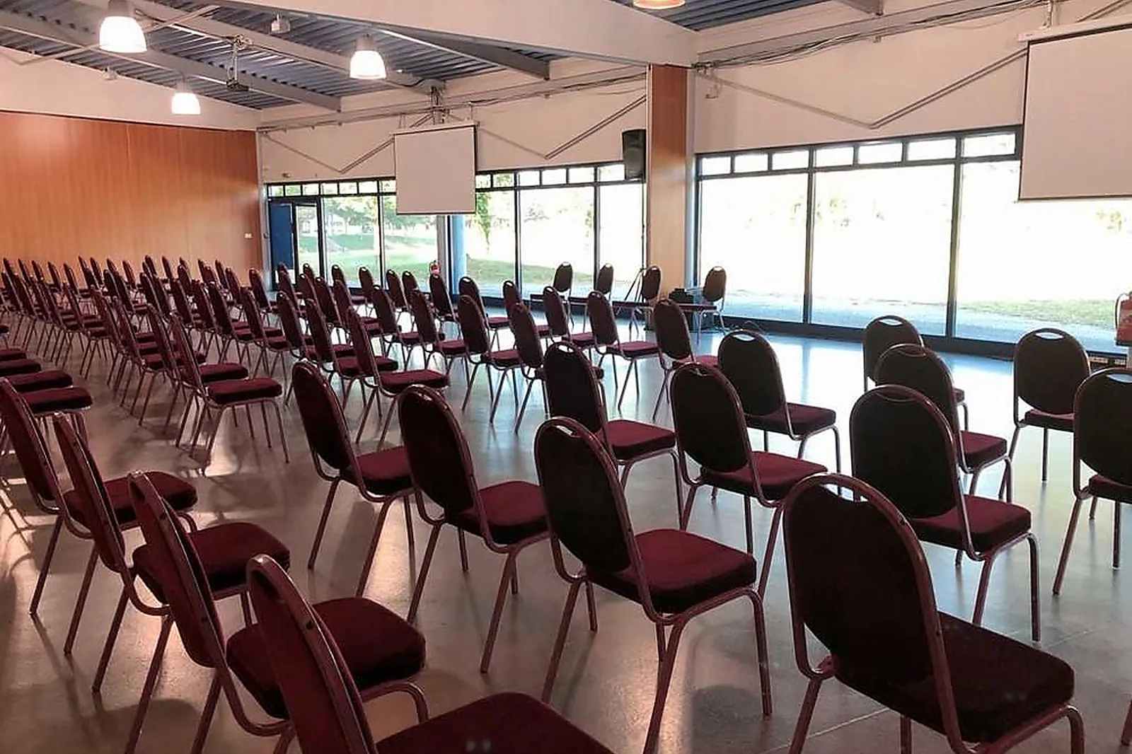 Lieux événementiels, Ō LAC