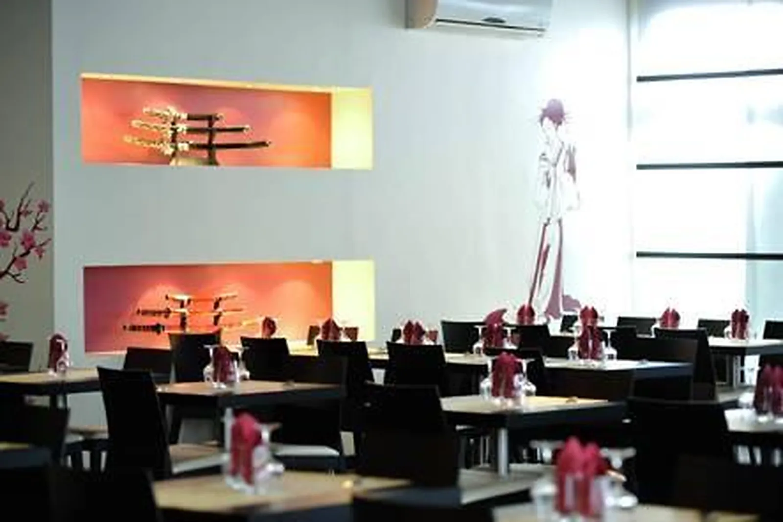 Lieux événementiels, O ZEN LA VALENTINE