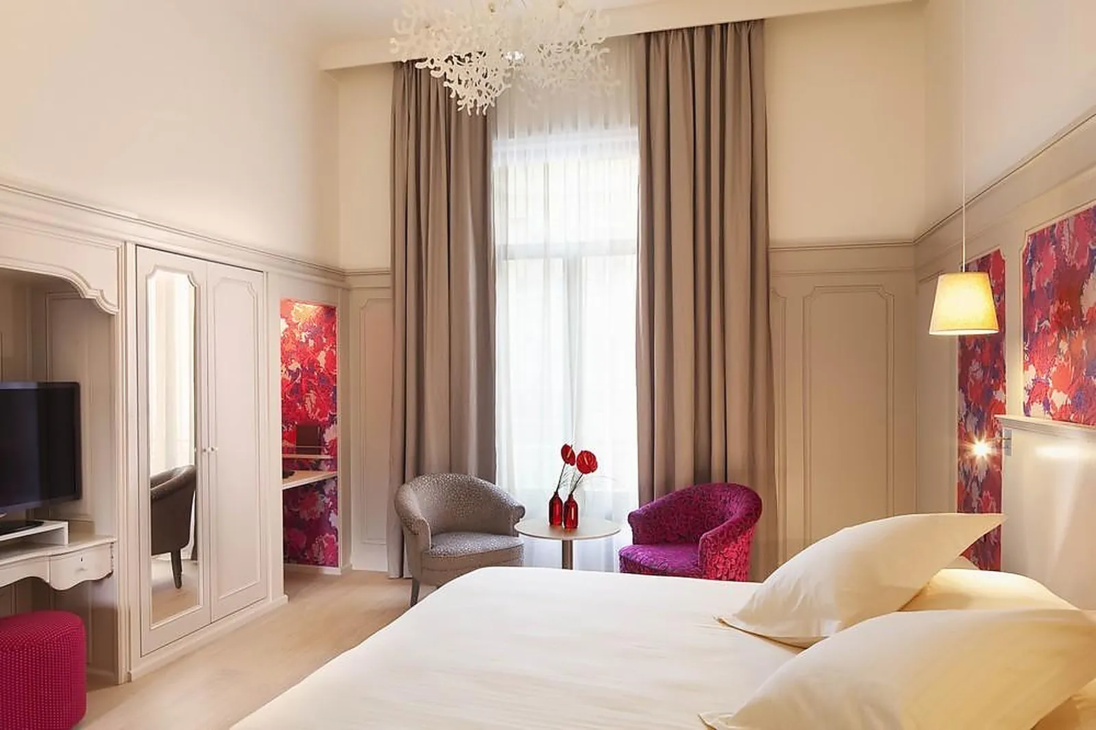 Lieux événementiels, OCEANIA L'UNIVERS TOURS