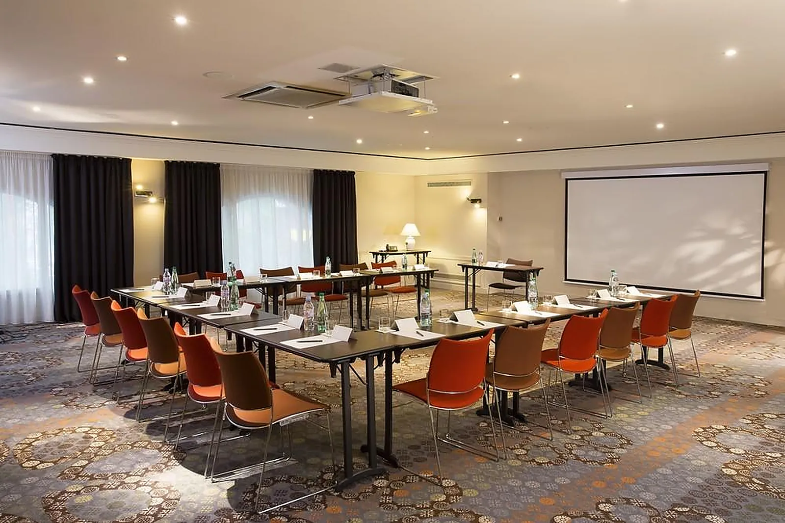 Lieux événementiels, OCEANIA L'UNIVERS TOURS