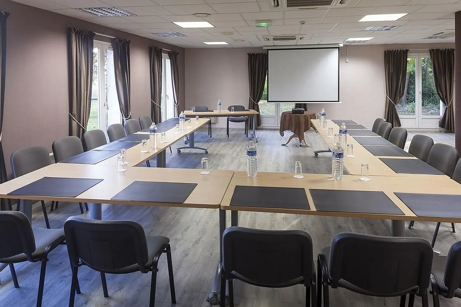 Lieux événementiels, ORLEANS PARC HOTEL