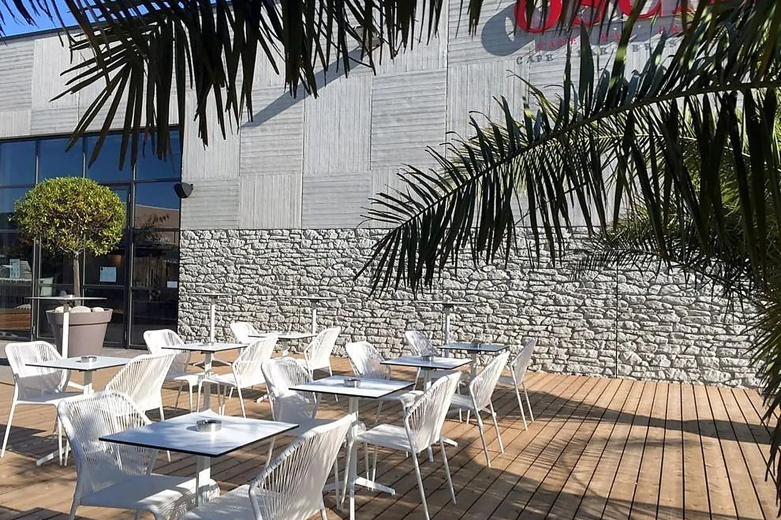 Lieux événementiels, OSCAR LES PUCES