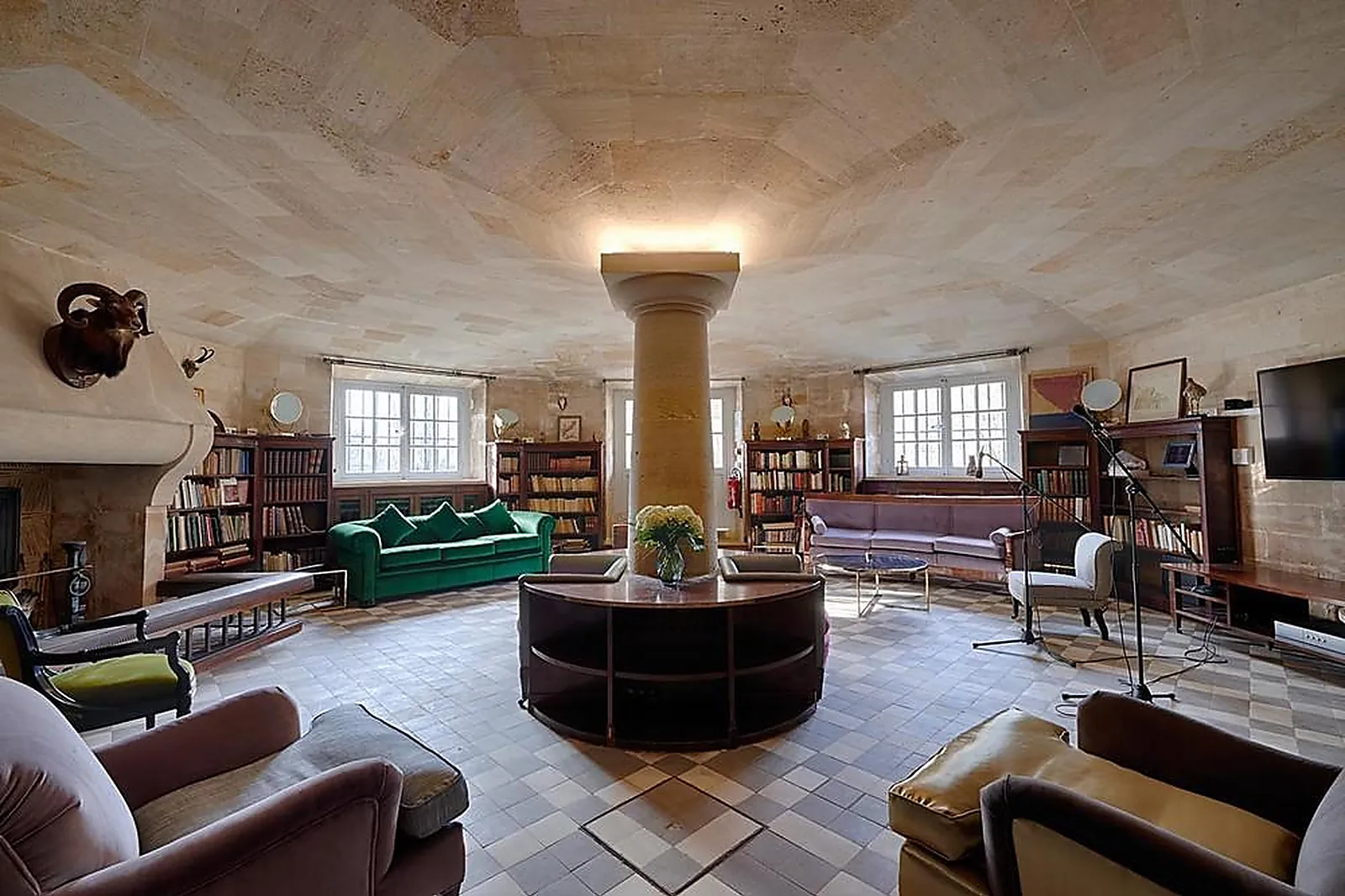 Lieux événementiels, PALAIS ABBATIAL DE ROYAUMONT