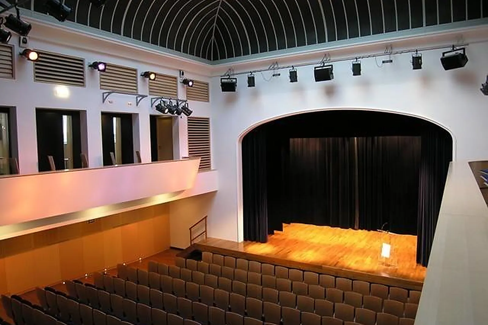 Lieux événementiels, PALAIS LUMIERE