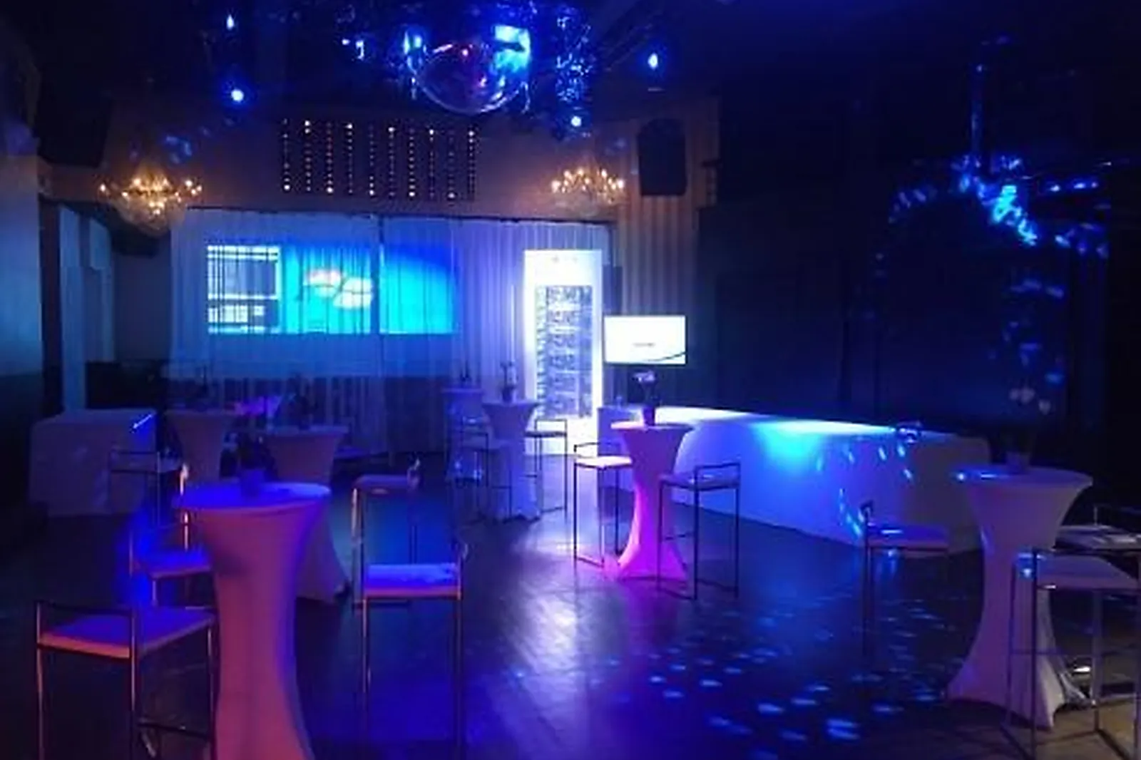 Lieux événementiels, PALAIS MAILLOT