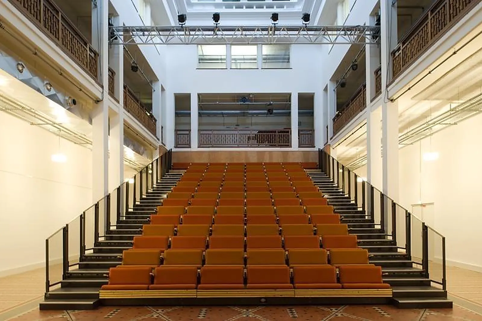 Lieux événementiels, PALAIS DE LA PORTE DORÉE