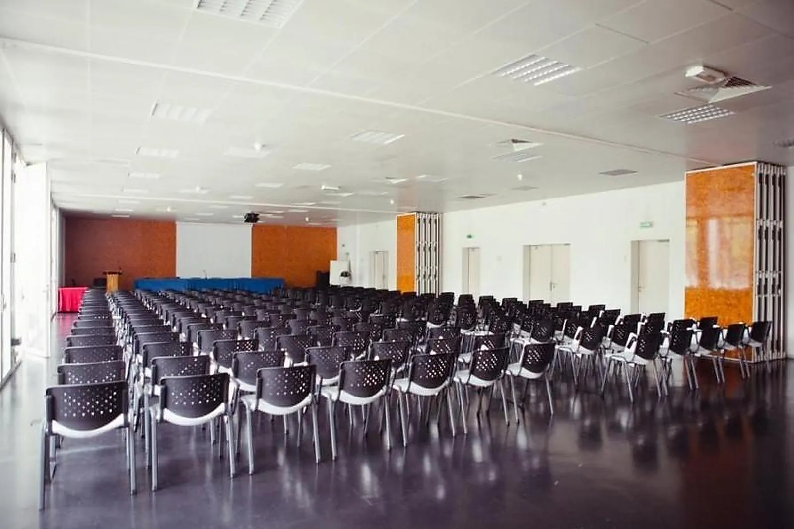 Lieux événementiels, PALAIS DES CONGRES GEORGES POMPIDOU